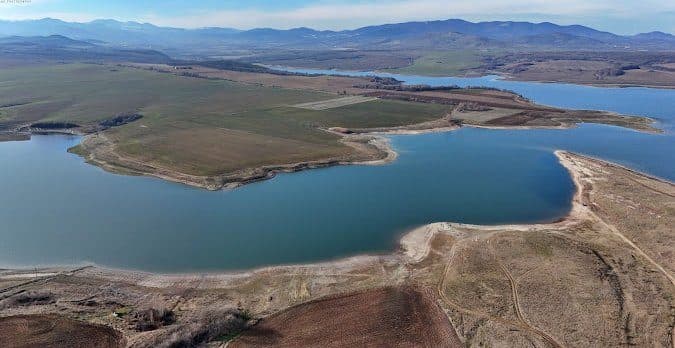 Язовир Тракиец край село Николово, област Хасково — въздушен изглед